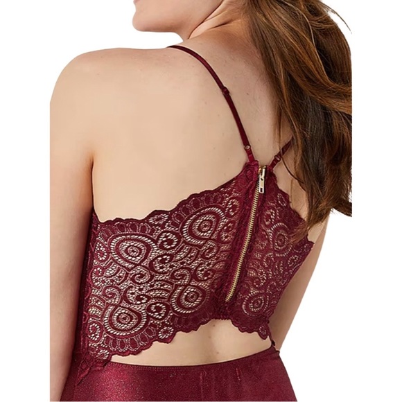 EUC - Emerald Sundae Juniors Sleeveless Bodycon Dress Wine Color - Size Large - Picture 3 of 3